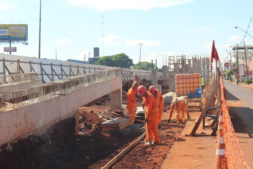 obras viadutos Sarandi