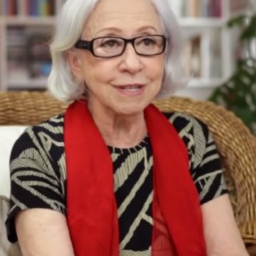 Fernanda Montenegro briga na justiça para provar ao INSS que está viva