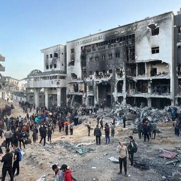‘Valas Comuns’ em Gaza revelam que mãos de vítimas estavam amarradas, diz escritório de direitos humanos da ONU