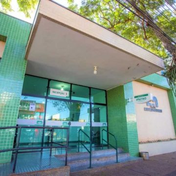 Sarandi: Bloqueio de contas atrasa pagamento de servidores do Hospital Metropolitano